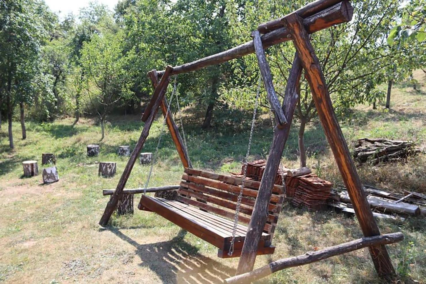 Salas U Bregu In Cheile Carasului Ferienhaus Crasova