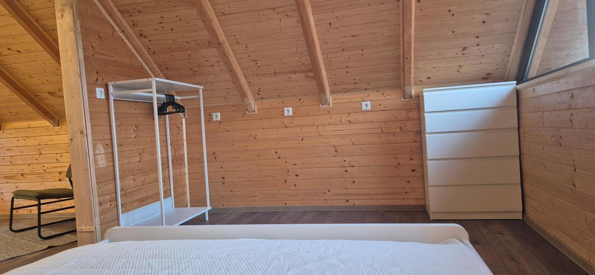 Ferienhaus Salas U Bregu In Cheile Carasului Crasova
