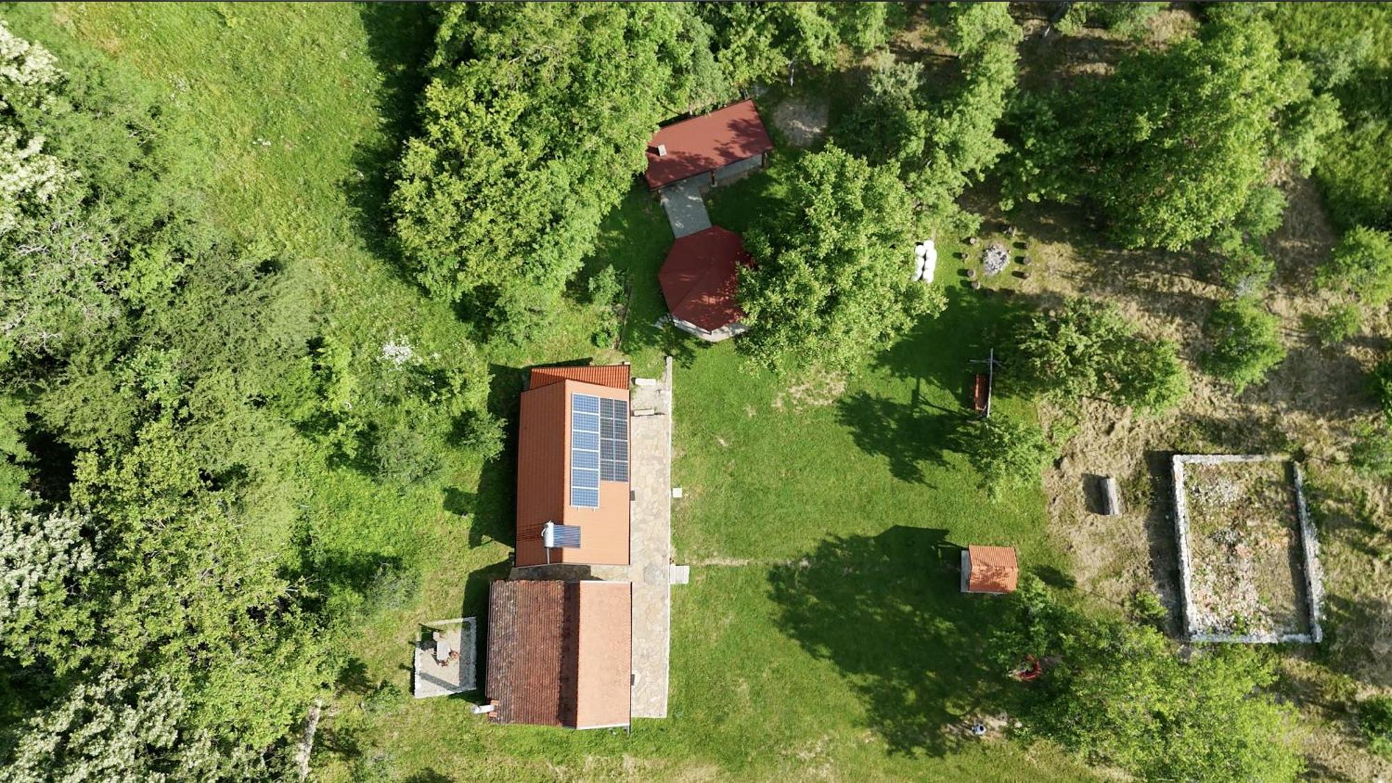 Salas U Bregu In Cheile Carasului Ferienhaus